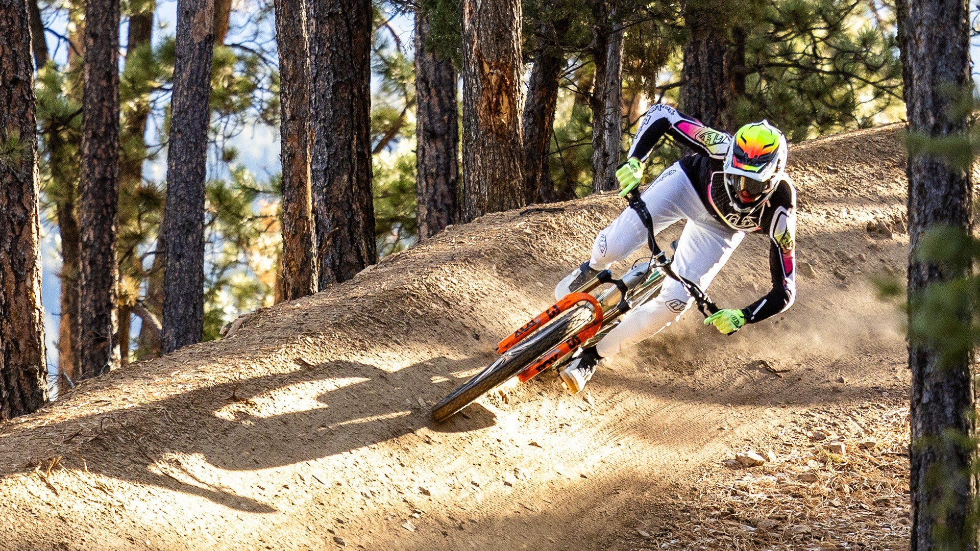 Bike Helmets D4 Composite – Troy Lee Designs