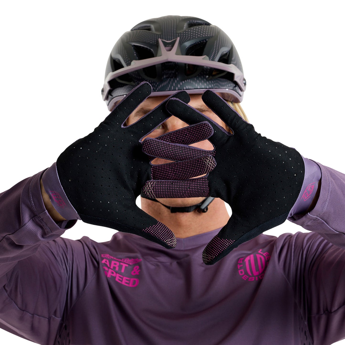 Ace 2.0 Glove Radioscape Deep Purple