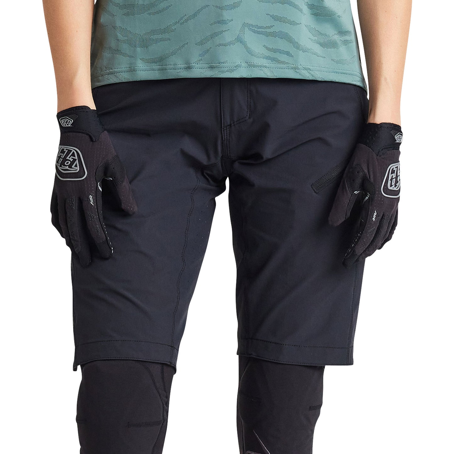 Womens Lilium Short W/Liner Solid Black