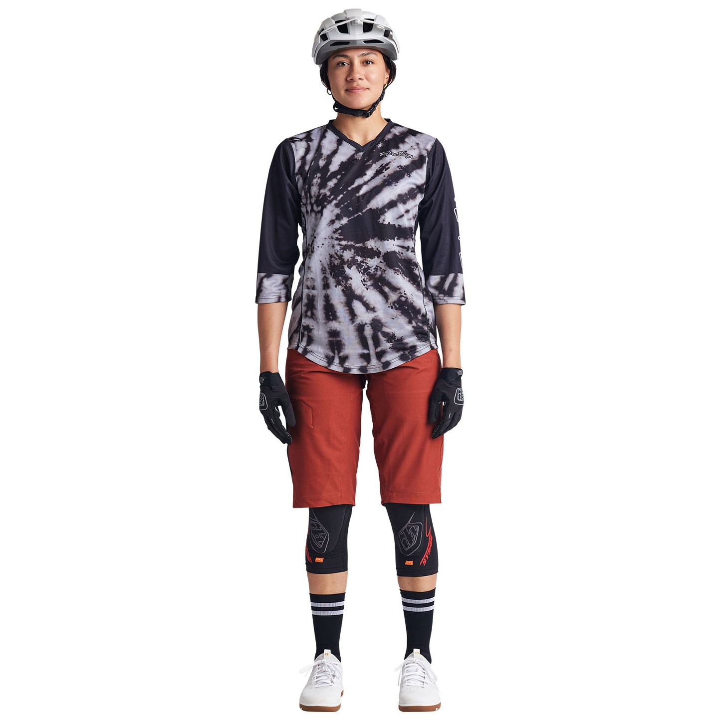 Womens Mischief Short W/Liner Solid Henna