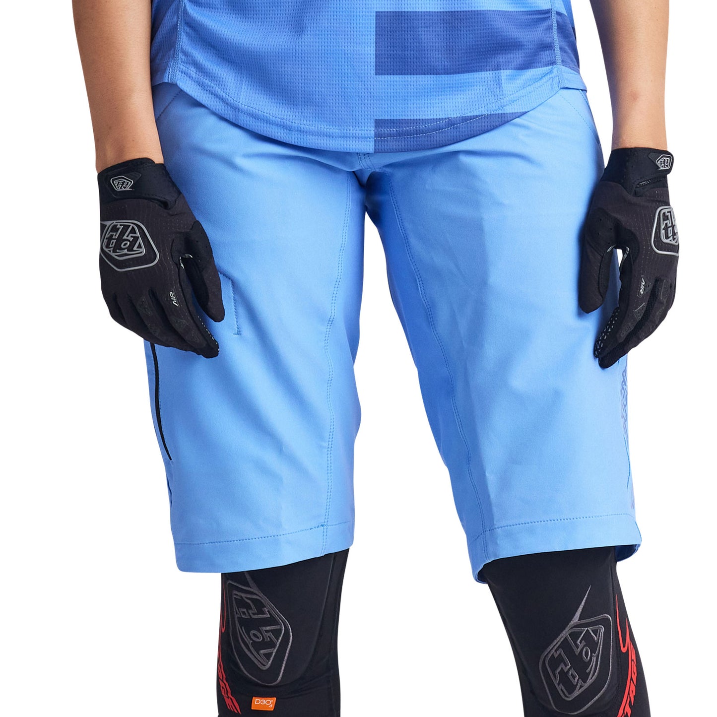 Womens Mischief Short Shell Solid Wildflower