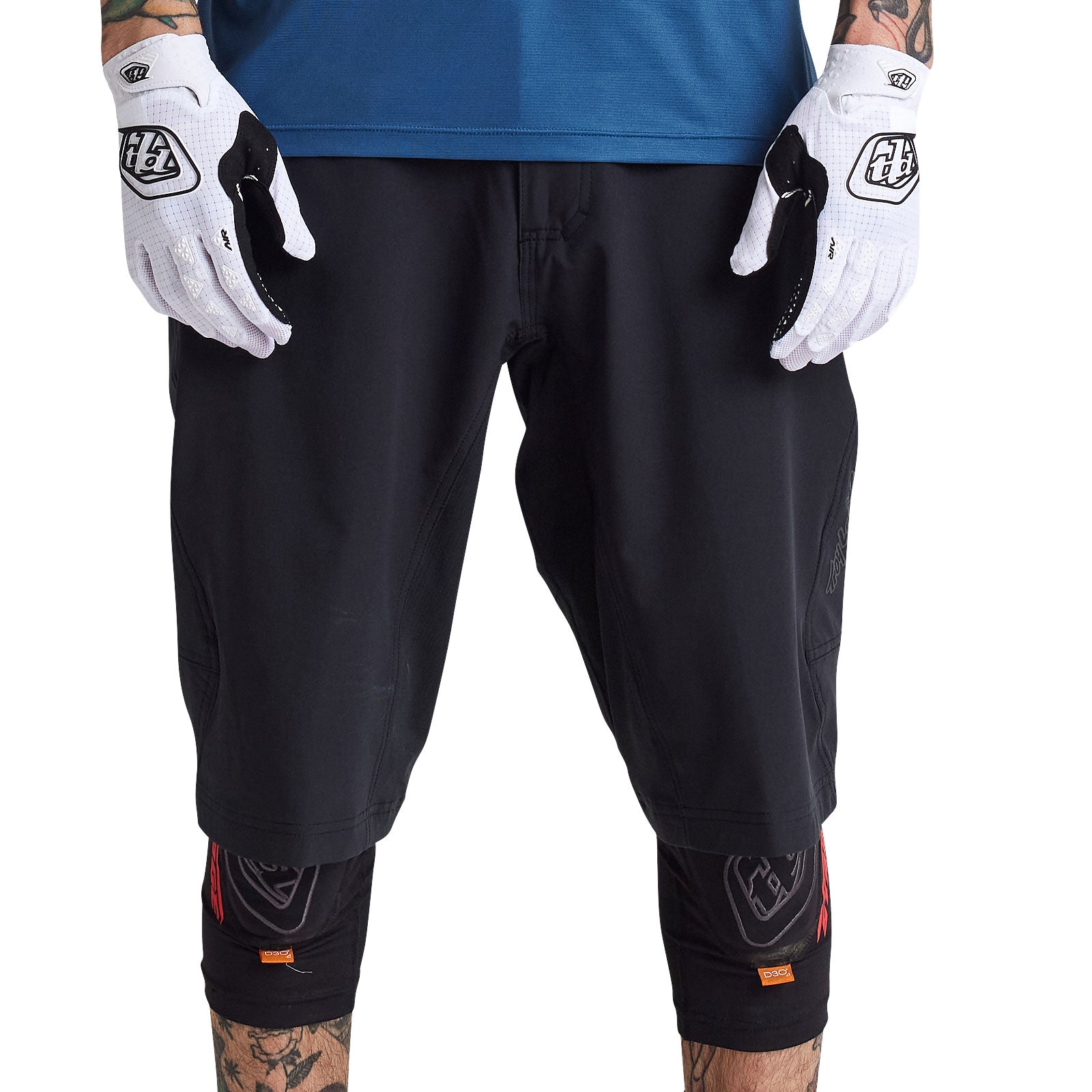 【新品未使用】Peak Wading Shorts L Black Black leather shorts with pintuck details | The Kooples