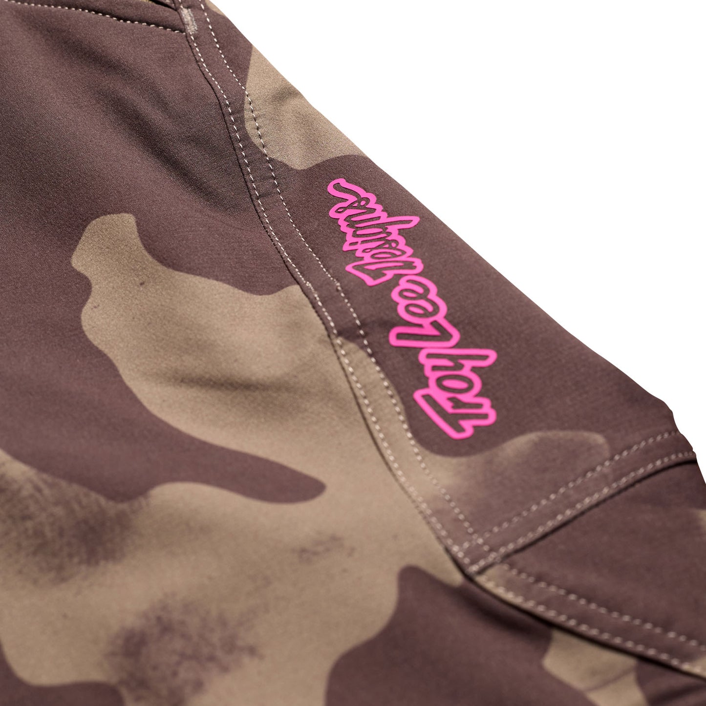 Skyline Short Shell Scrubland Olive