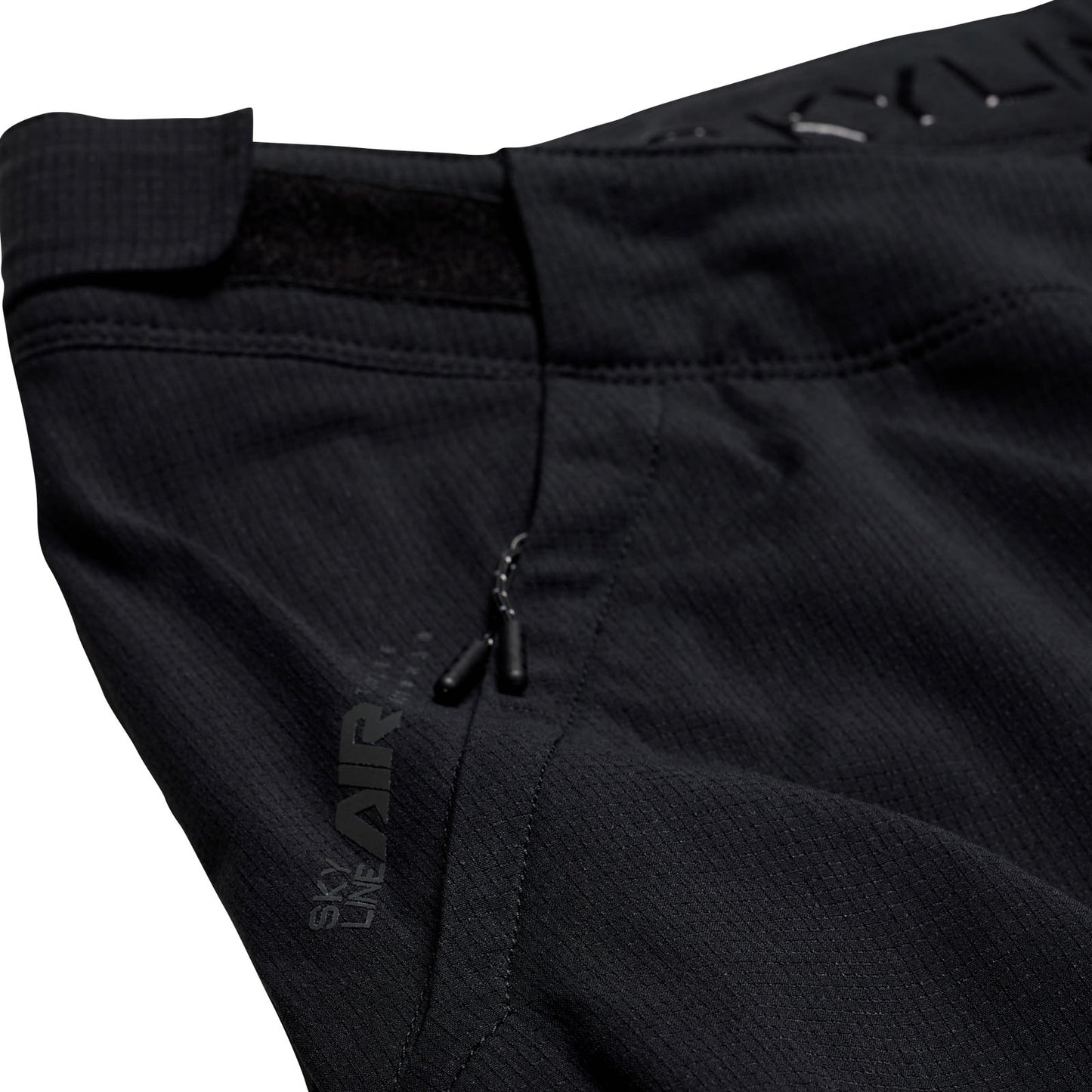 Skyline Air Short Shell Mono Black