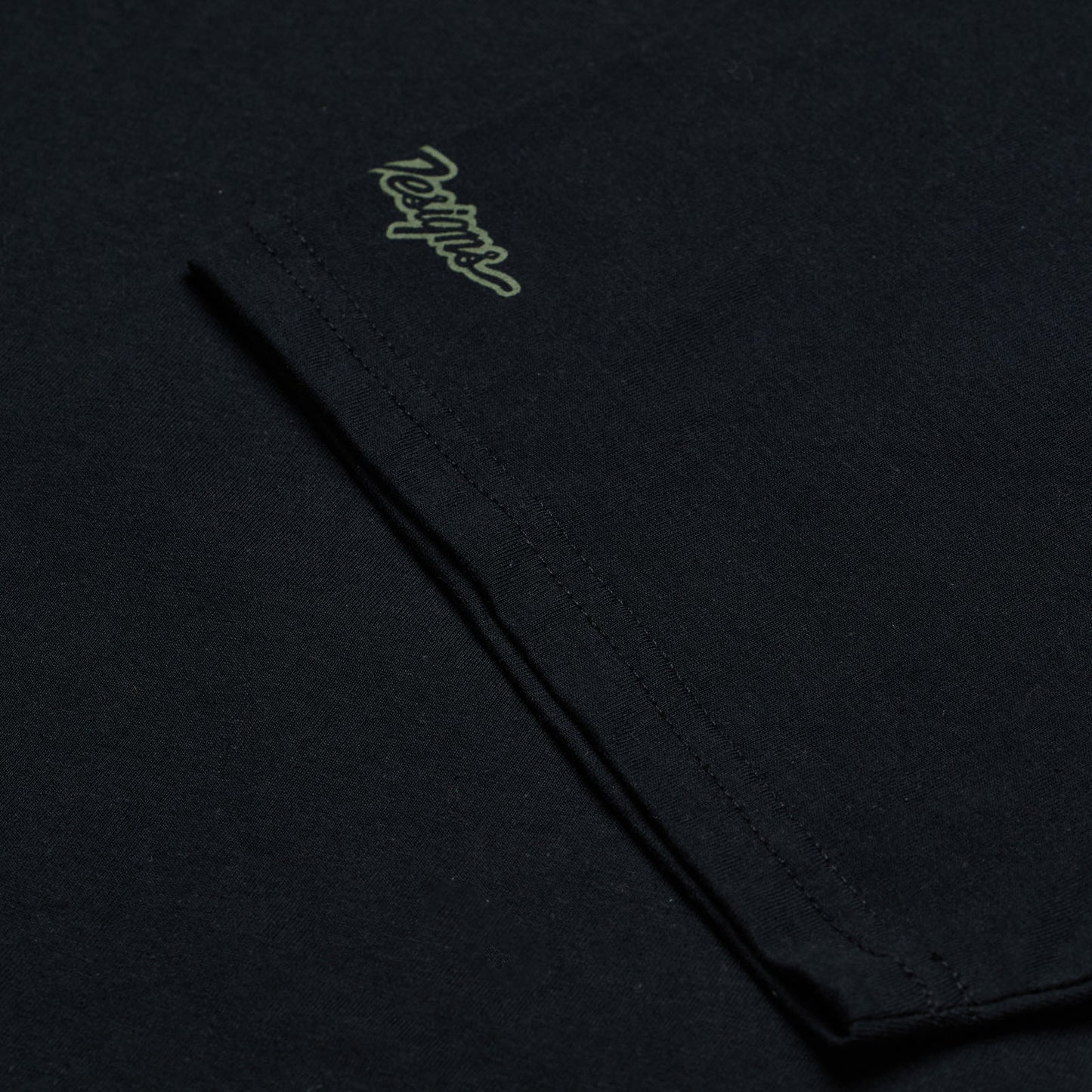 Short Sleeve Tee Peace Out Black