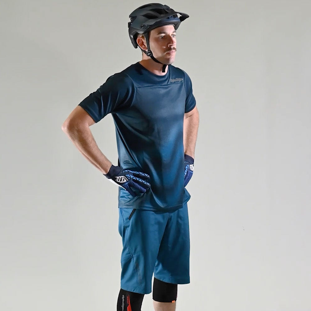 troy lee designs スカイラインショーツ Troy Lee Designs Skyline Air Short with liner, Black